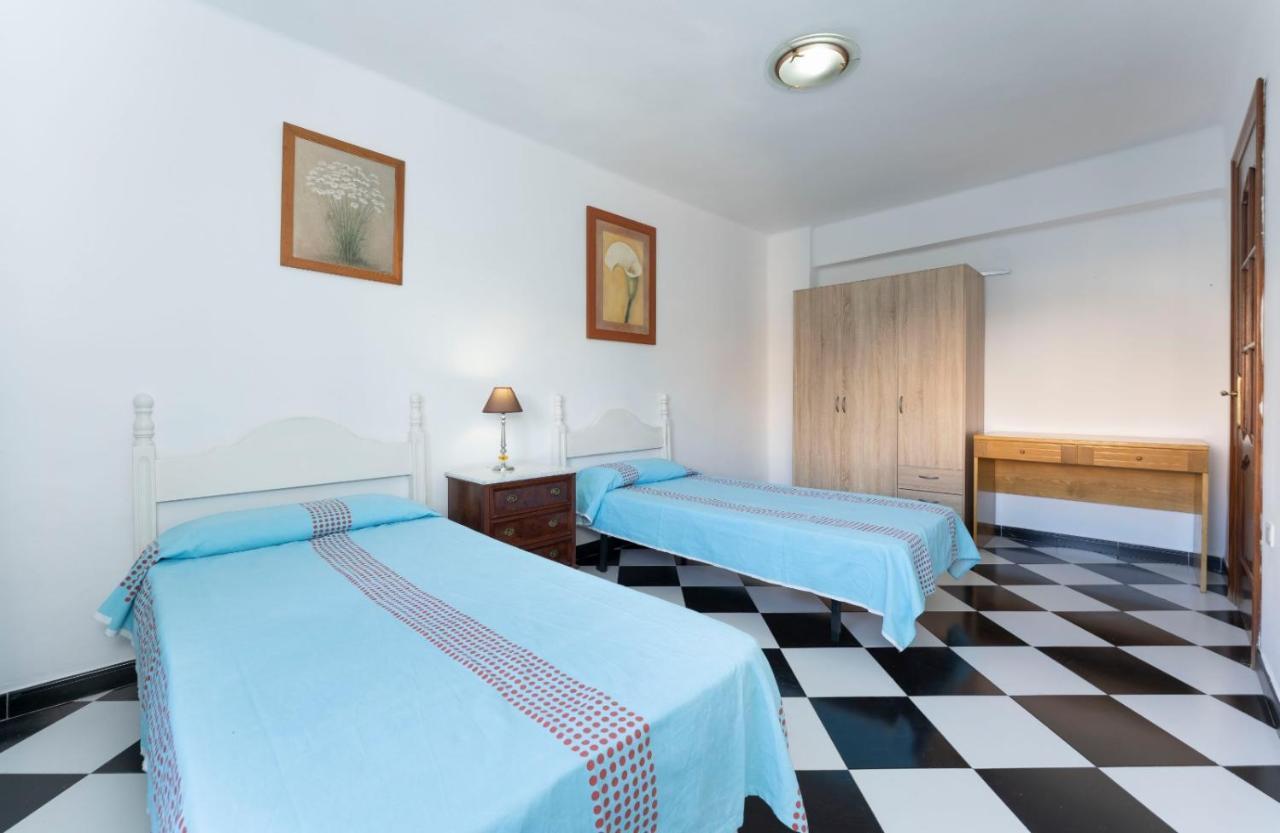 Malaga Downtown And Beach Apartment Exterior photo