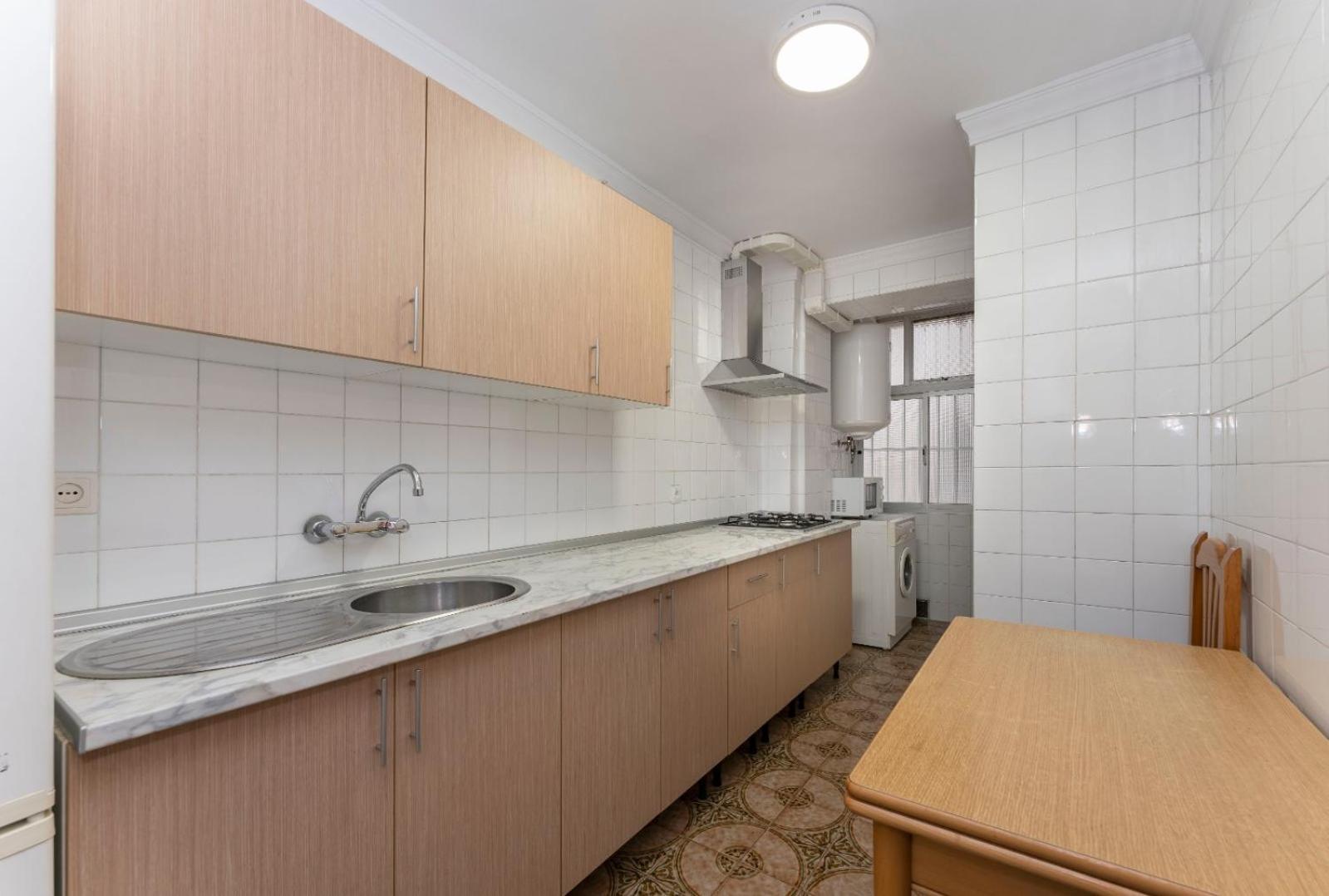 Malaga Downtown And Beach Apartment Room photo